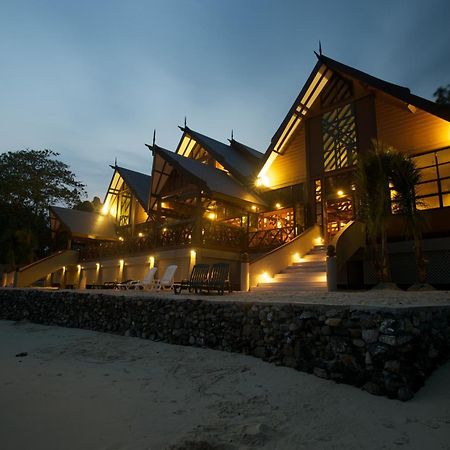 Tunamaya Beach & Spa Resort Tioman Island Kampong Mukut Buitenkant foto
