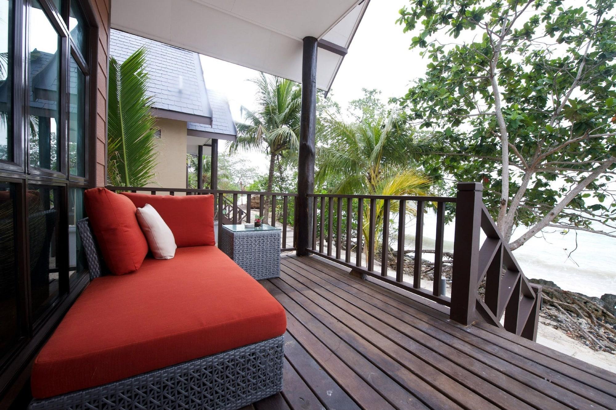 Tunamaya Beach & Spa Resort Tioman Island Kampong Mukut Buitenkant foto