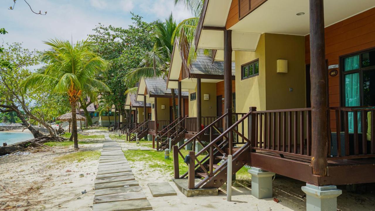 Tunamaya Beach & Spa Resort Tioman Island Kampong Mukut Buitenkant foto