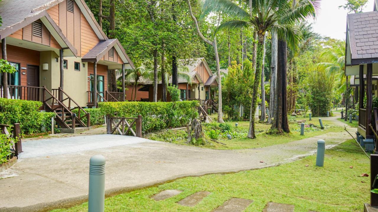Tunamaya Beach & Spa Resort Tioman Island Kampong Mukut Buitenkant foto