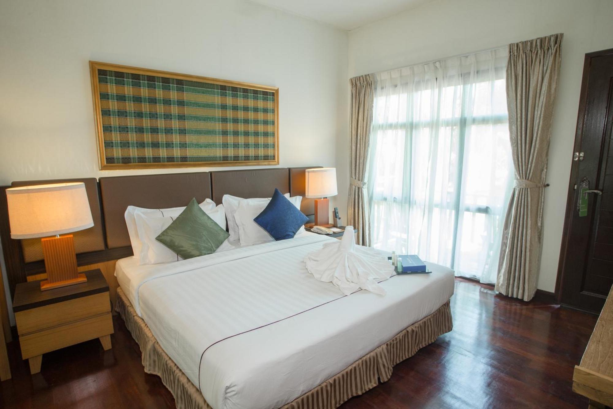 Tunamaya Beach & Spa Resort Tioman Island Kampong Mukut Buitenkant foto