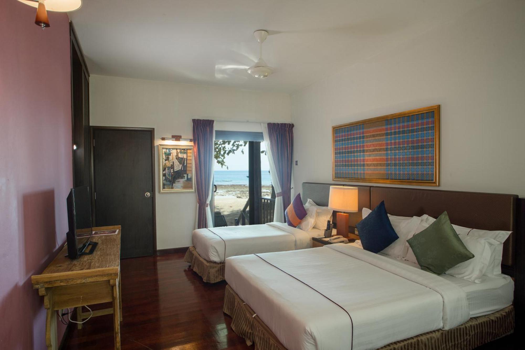 Tunamaya Beach & Spa Resort Tioman Island Kampong Mukut Buitenkant foto