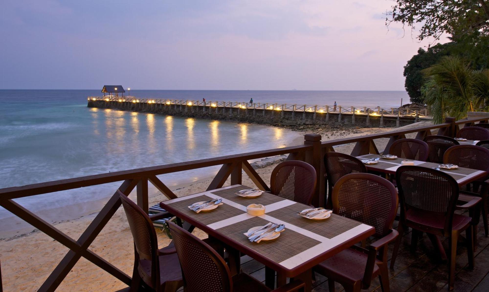 Tunamaya Beach & Spa Resort Tioman Island Kampong Mukut Buitenkant foto